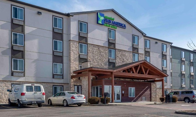 Cranberry Township Hotel | Pet-Friendly Extended Stay America Suites in Cranberry, PA