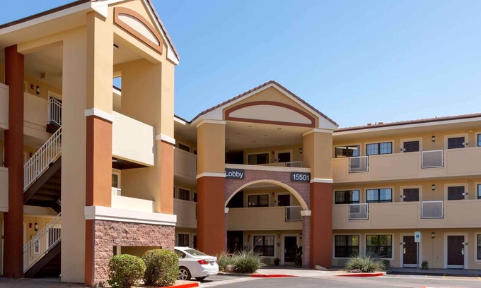 North Scottsdale Hotel | Convenient Extended Stay Suites in Scottsdale, Arizona