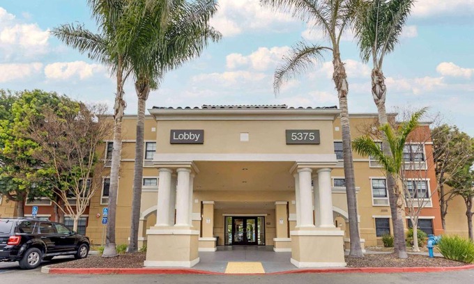 Fremont Hotel | Comfortable Extended Stay America Suites in Newark, Fremont