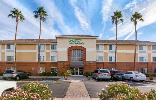 Camelback East Hotel | Pet-Friendly Suites at Extended Stay America - Phoenix Biltmore