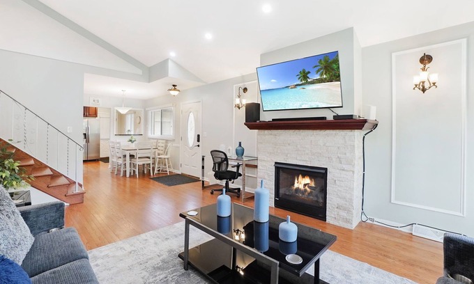 Northbrook House | Explore Extended Stay Northbrook with Pet-Friendly Amenities