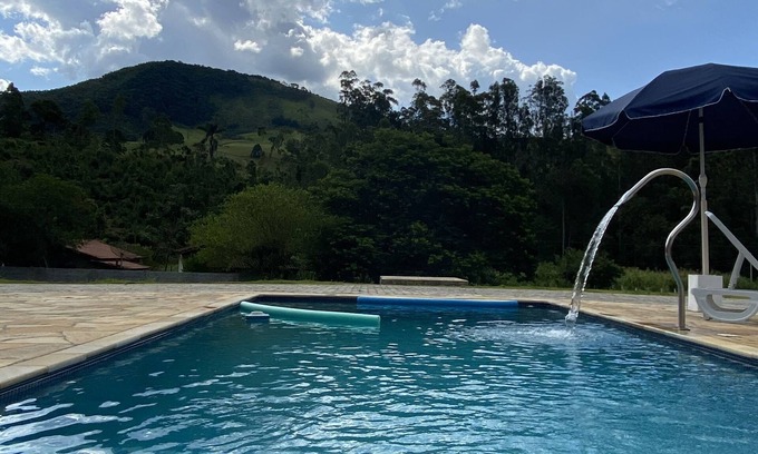 Extrema Ski Chalet | Experience Water Adventures at Extrema Chalé