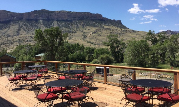 Cody Other | Top-Rated Eycat Lodging: Spa & Family-Friendly Amenities