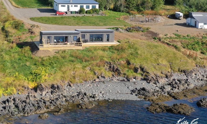 Hvammstangi House | Experience Eyri Seaside Houses - 4-Star Family Retreat