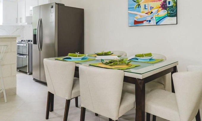 Clapham Apartment | Family-Friendly Ez Living Apartments with Breakfast Included