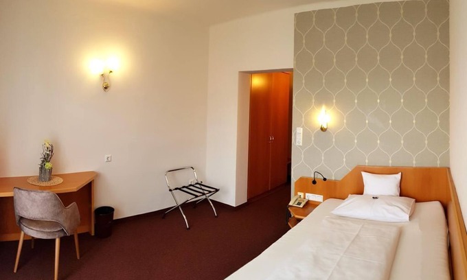 Bad Waltersdorf House | Cozy Balcony Retreat at Hotel-Restaurant Teuschler-Mogg