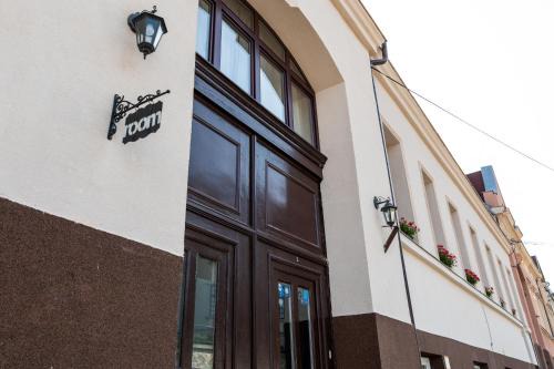 Sopron Bed & Breakfast | Beachfront Retreat at Fényes Vinorium with Ocean Views