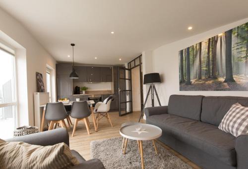 Munkbrarup Apartment | Tranquil Fördeferien Bockholmwik with Oceanfront Views