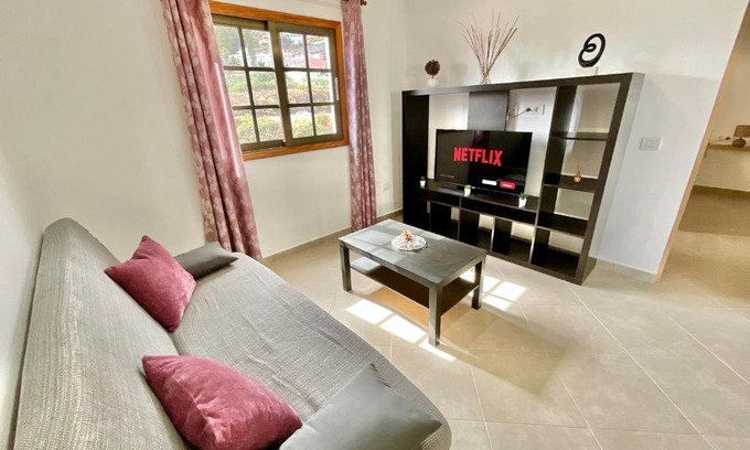 Tejina Apartment | Family-Friendly Getaway at F&M Familiar - Rated 9.2/10