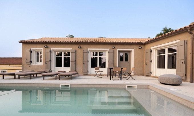 Tselendata Villa | Experience F Topia Angular Villa: Pet-Friendly Oceanfront Retreat
