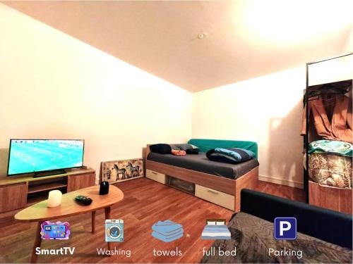Argenteuil Apartment | Comfortable F1 with Elevator, Parking & Easy Transport Access