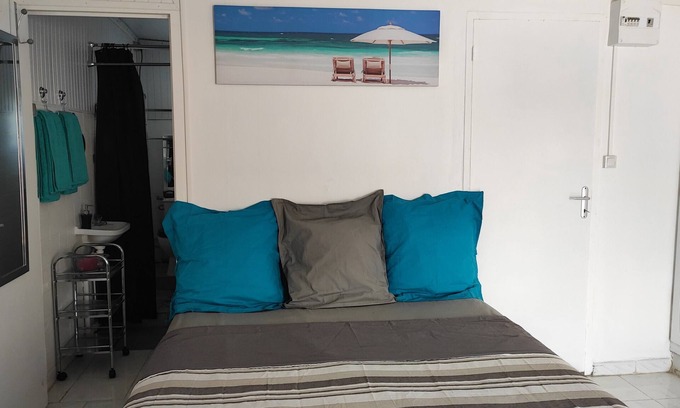 Bas du Fort House | Cozy Retreat Near Beaches with Family-Friendly Amenities