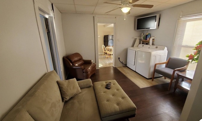 Downtown Syracuse House | Cozy 2-Bedroom Near Syracuse University with Kitchen Access