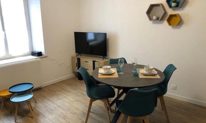 Saint-Nicolas-de-Port Apartment | Cozy F2 Near the Basilica - Ideal for Families