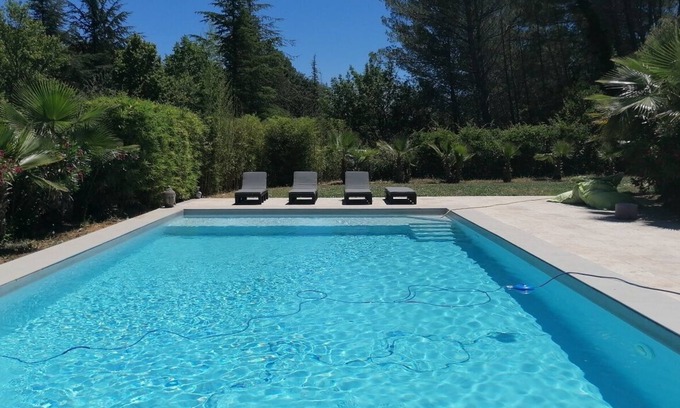 Draguignan House | Escape to F2: Tranquil Retreat with Pool and Ocean Views