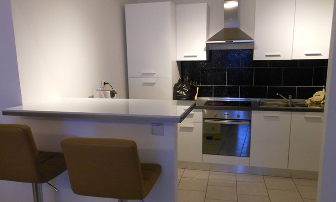 Malesherbes Apartment | Stylish F2 Furnished Stay in Downtown Fontainebleau