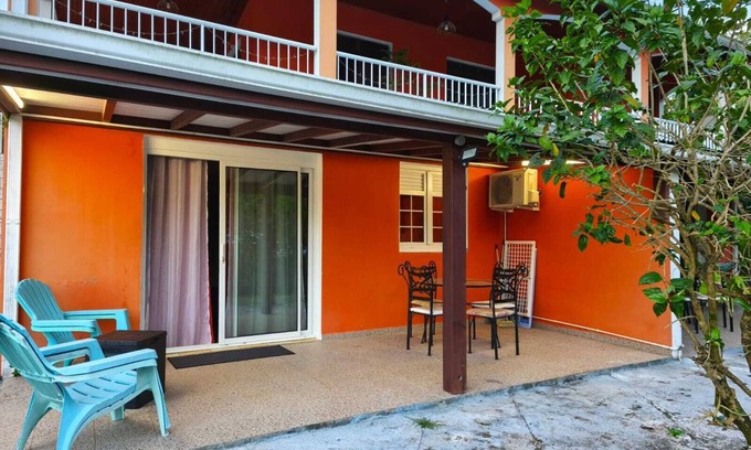Tartane Apartment | Air-Conditioned Retreat Amidst Tropical Nature - 9.4/10 Rated