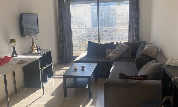 Gauthier Apartment | Modern F2 Meubler Quartier Gauthier with Hot Tub & Balcony