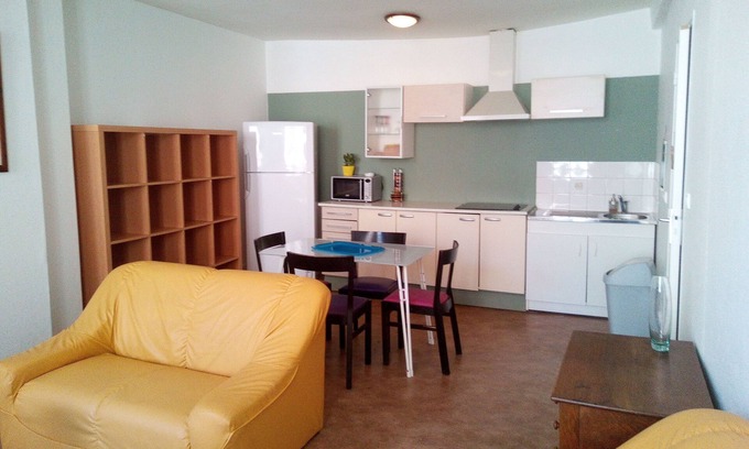 Ferrieres Apartment | Explore Ferriere: Cozy Apartment in Medieval Village