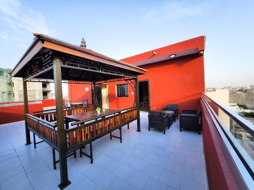 Point E Apartment | Pet-Friendly Oceanfront F3 Appartement Point E in Dakar