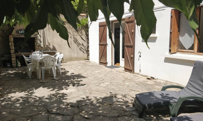 Laverune Apartment | Inviting F3: Gateway to Montpellier & Mediterranean Bliss