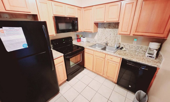 Demere Park Condo | F3 Suite with Heated Pool & Oceanfront Views - 10/10 Rated