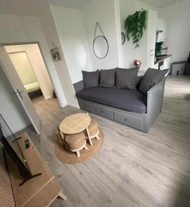 Neudorf Ouest Apartment | Pet-Friendly F4 Élégant: A Cozy Stay in Strasbourg