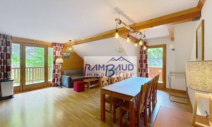 Valloire Apartment | F4 Duplex: 8 Beds, Pool & WiFi - Guest Rated 10/10