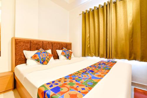 Central Area Hotel | Budget-Friendly Stay at FabExpress Kothari Inn, Family Friendly