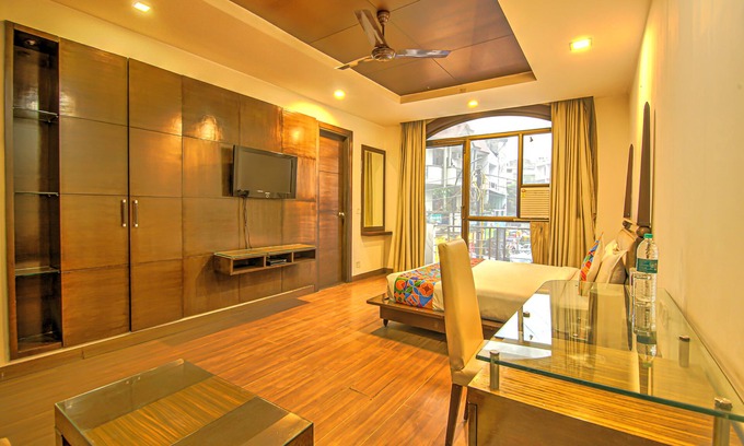 Kalkaji Hotel | Budget-Friendly Stay at Fabhotel Le Grand with Breakfast