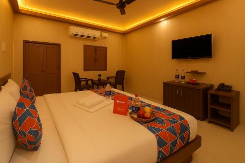 Haraiya Hotel | Guest Rated 9.3: Family-Friendly FabExpress Shree Ram Aadhar