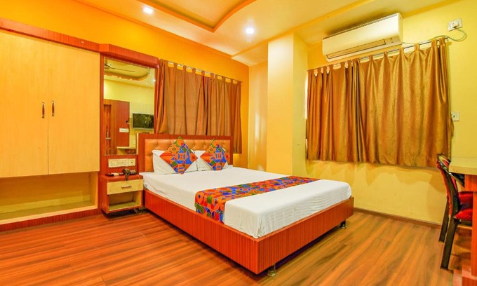 Kolkata Hotel | Family-Friendly Stay at FabHotel AG Star with Kitchen Access