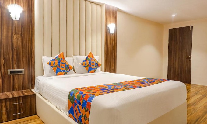 Hadapsar Hotel | Budget-Friendly FabHotel Dreams Inn with Breakfast Included
