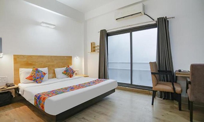 Noida Hotel | Family-Friendly Retreat at FabHotel F9 Sector 51
