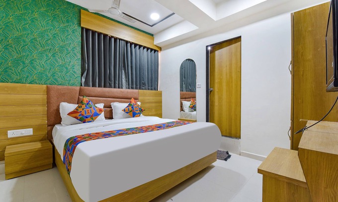 Ahmedabad Hotel | Budget-Friendly Fabhotel Green Tree with Breakfast Included