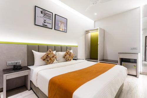 Bhopal Hotel | Guest Rated FabHotel Prime Oasis Orange - Family-Friendly Stay