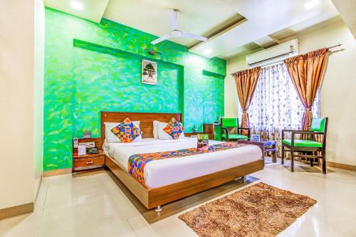 Wakad Hotel | Budget-Friendly Stay at FabHotel Ranjanas with Breakfast