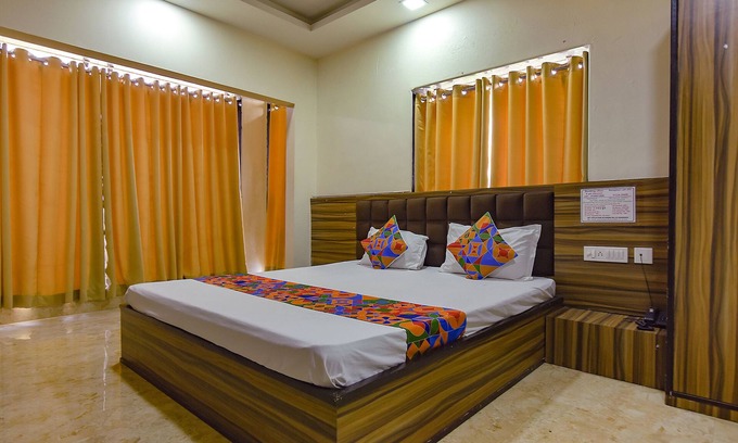 Rajarhat Hotel | Comfortable Stay at Fabhotel Sunshine with Breakfast Included