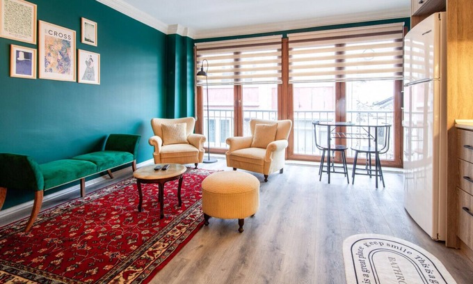 Fatih Apartment | Inviting Flat Steps from Kennedy Avenue in Fatih