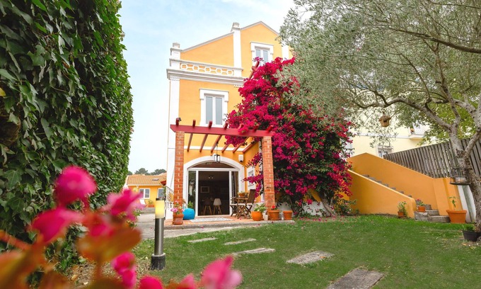 Foz do Arelho Villa | Serene House Steps from the Beach with Ocean View & Spa