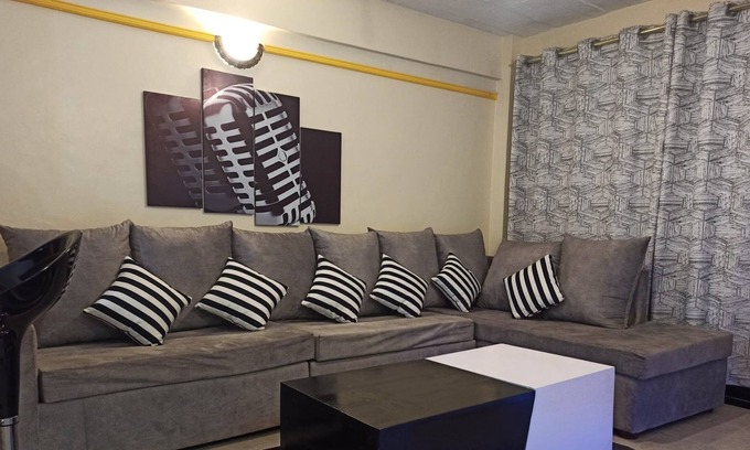 Karatina Apartment | Fabulous apt within the precincts of Karatina town. Tastefully furnished & cool.