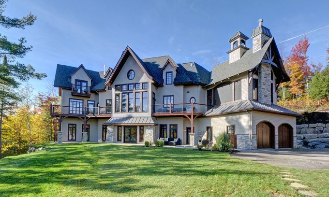 Mont-Tremblant House | Elevated Getaway at Castle in the Sky, Mont-Tremblant