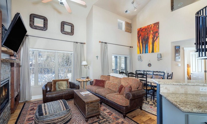 Mountain Village Condo | Prime Condo Steps from Chair Lifts in Meadows Area