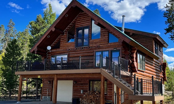 Winter Park Highlands House | Exceptional Log Home with Pool & Two Master Bedrooms