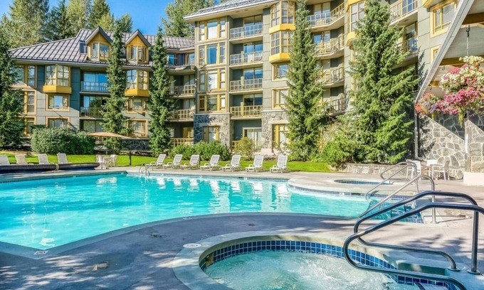 Whistler Cay Heights Apartment | Scenic Mountain View Studio with Pool & Hot Tub at Cascade Lodge