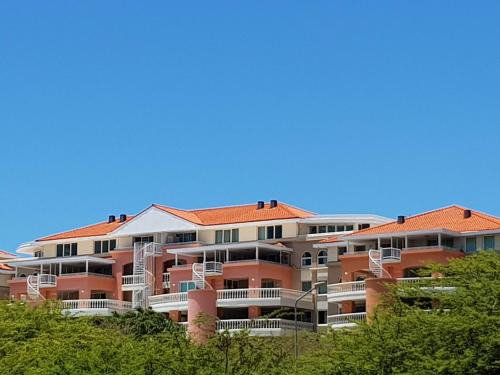 Piscadera Apartment | Scenic Ocean View Resort with Private Beach Access