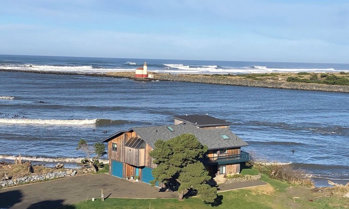 Bandon House | Unforgettable Ocean Views with Golf at Your Doorstep