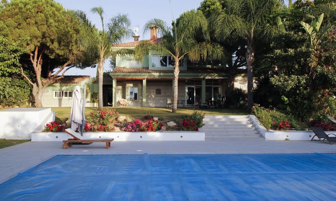Pinos de Alhaurin Villa | Fabulous Villa with Oceanfront Views and Private Pool