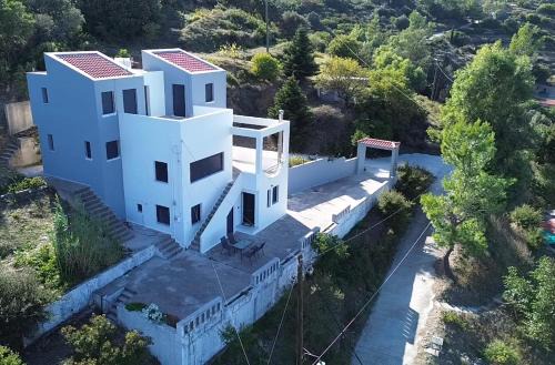 Monemvasia House | Pet-Friendly Villa with Breakfast and 8.7/10 Guest Rating