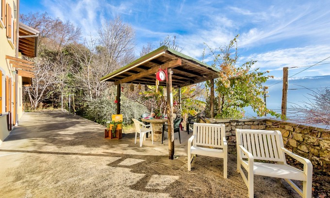 Gargnano House | Serene Getaway at Faby House with Lake Views in Gargnano